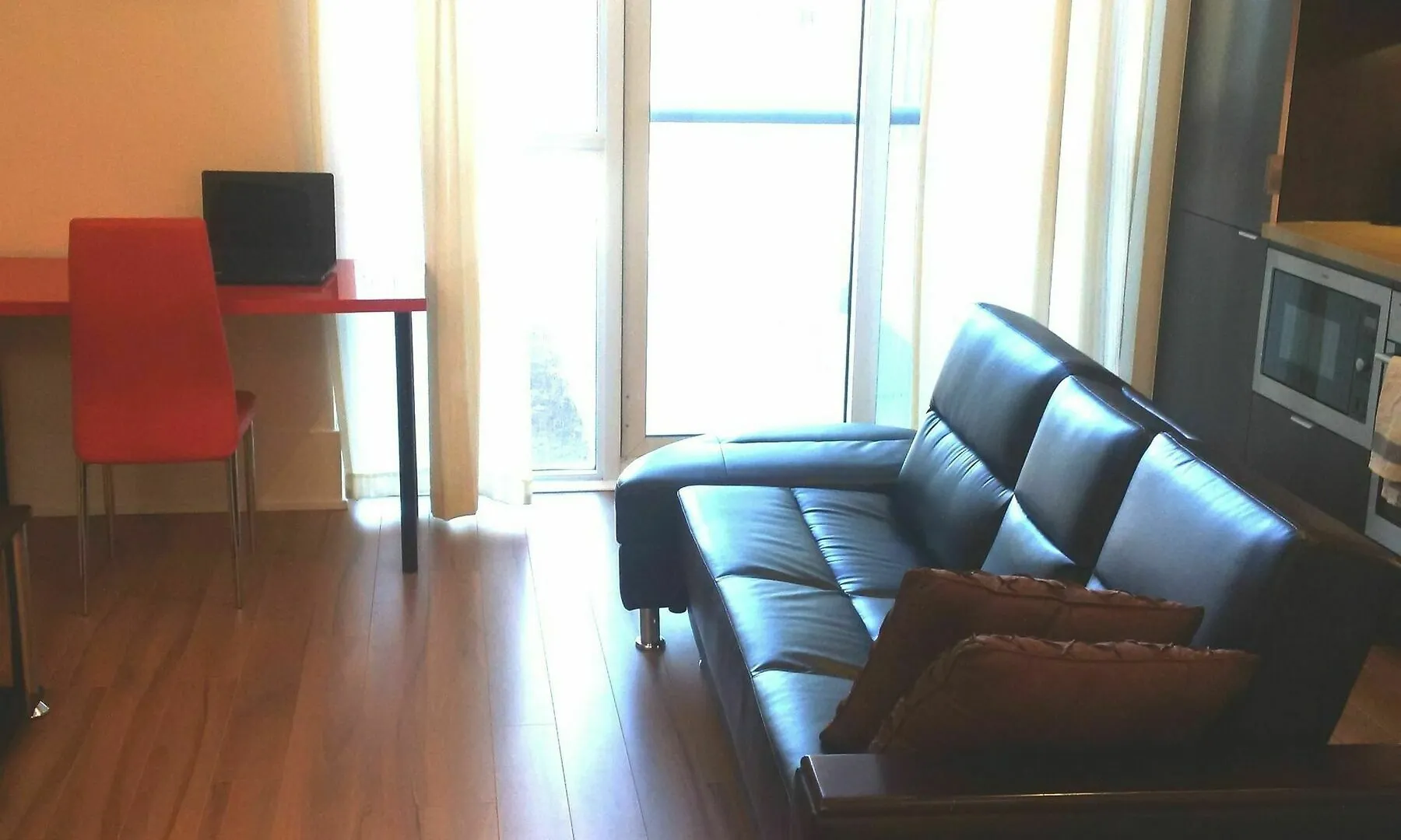 Trinity Suites - Luxury Condo On Front Street Apartment Toronto