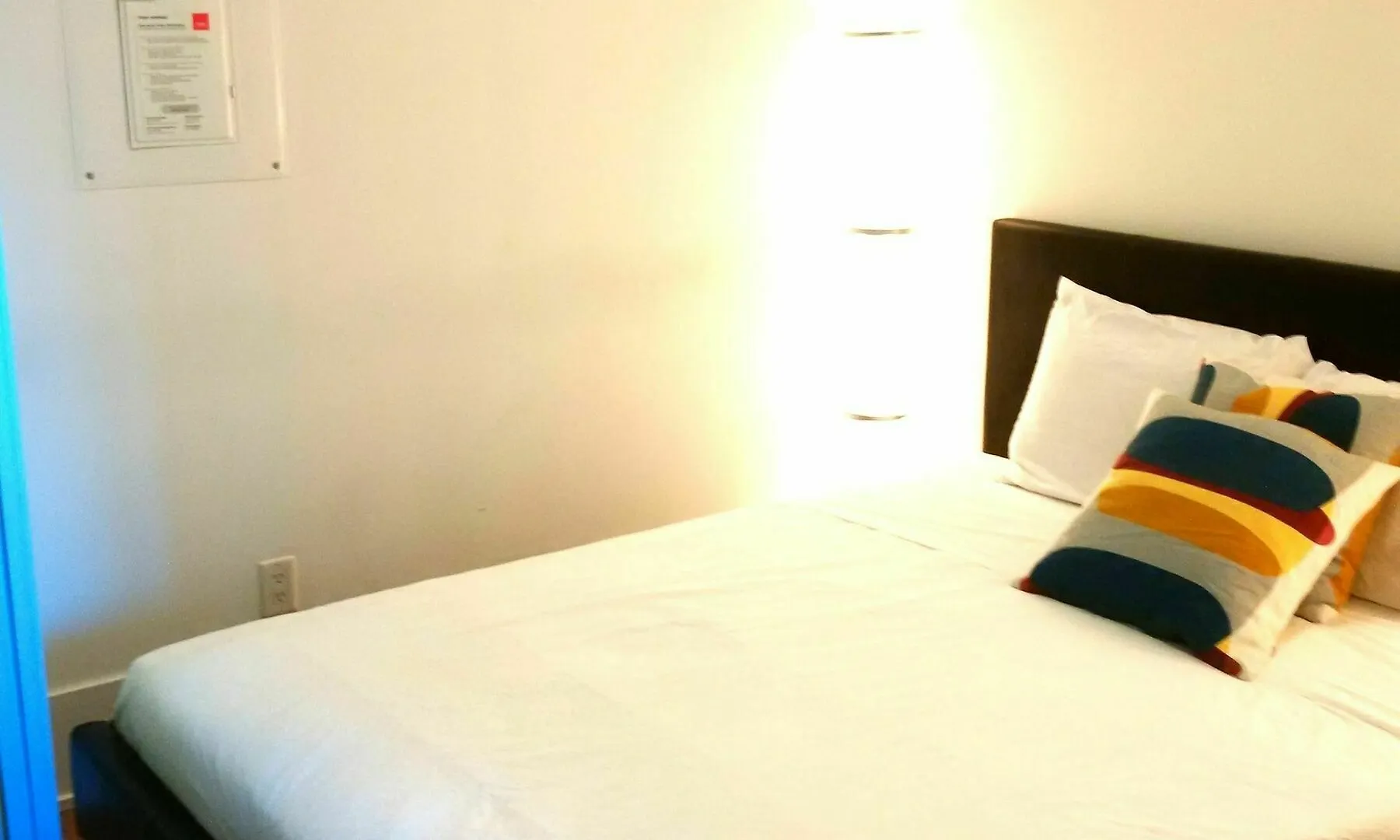 Apartment Trinity Suites - Luxury Condo On Front Street Canada