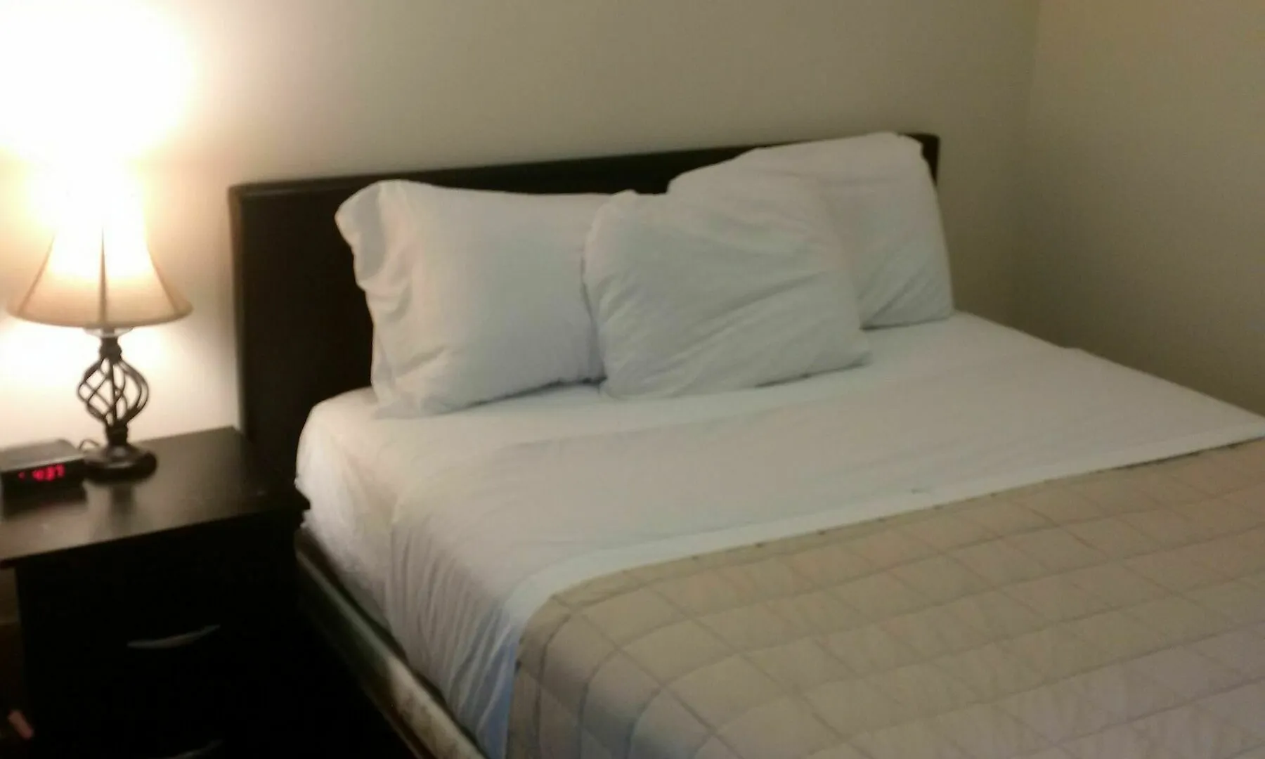 Trinity Suites - Luxury Condo On Front Street Toronto